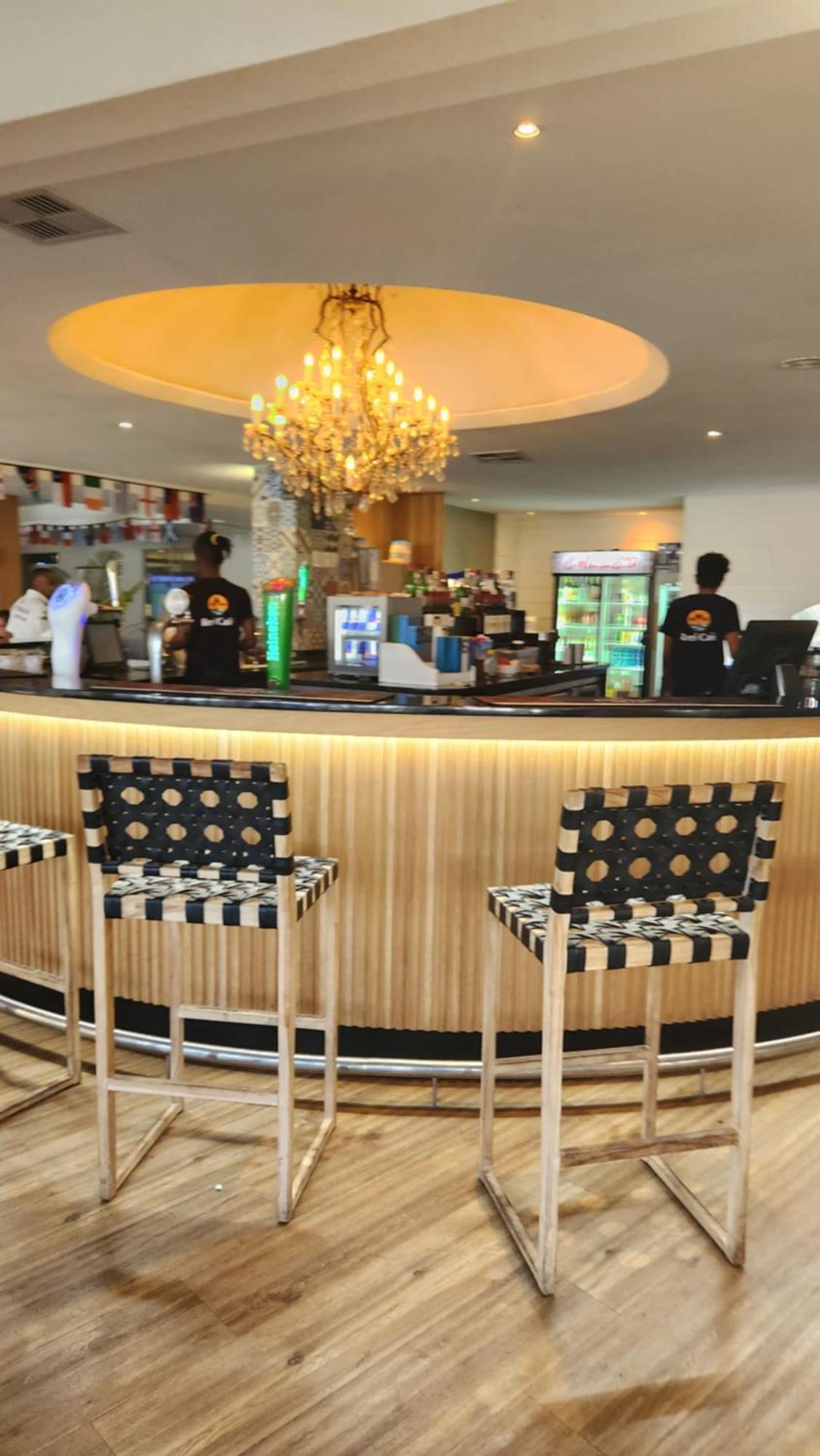 Umhlanga Breakers Resort Durban Esterno foto
